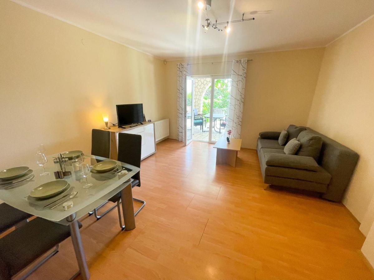 Apartments Sams Novi Vinodolski Εξωτερικό φωτογραφία