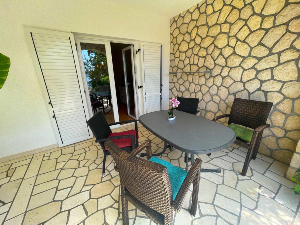 Apartments Sams Novi Vinodolski Εξωτερικό φωτογραφία