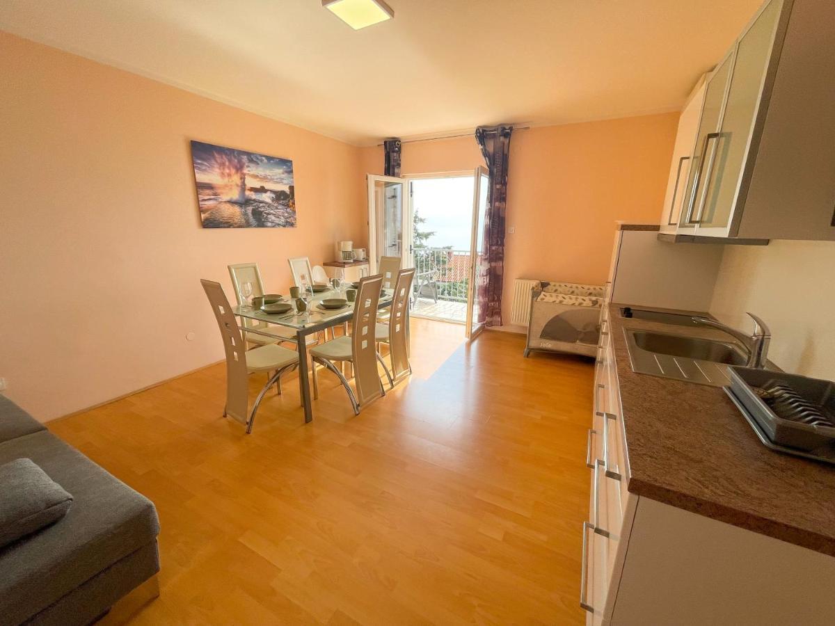 Apartments Sams Novi Vinodolski Εξωτερικό φωτογραφία