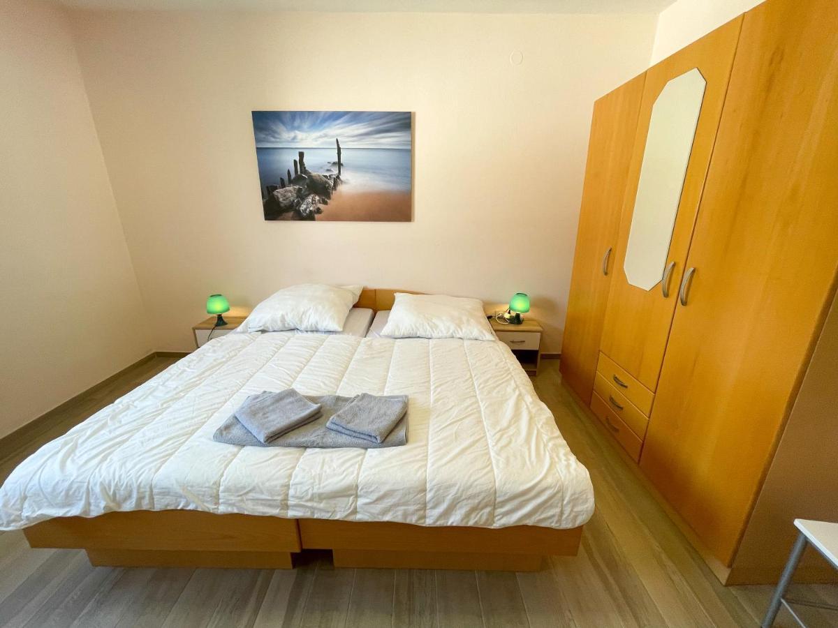 Apartments Sams Novi Vinodolski Εξωτερικό φωτογραφία